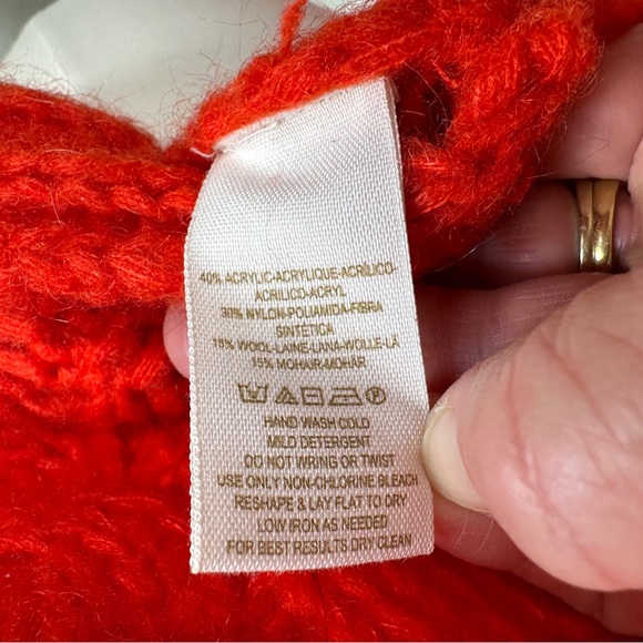 Free People Mohair Blend Wildfire Red Fluff Cable Knit Pullover Sweater Sz XS - Picture 6 of 7